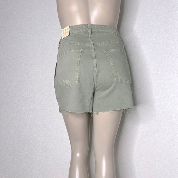 Universal Thread Pants - UNIVERSAL THREAD Goods Co. VINTAGE MIDI SHORTS Color Olive Green Size 18-W NWT